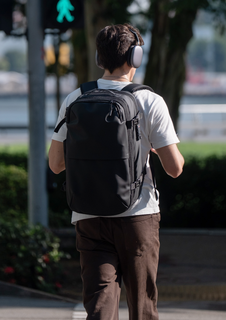Aero Pro 60L - CloudWeave™